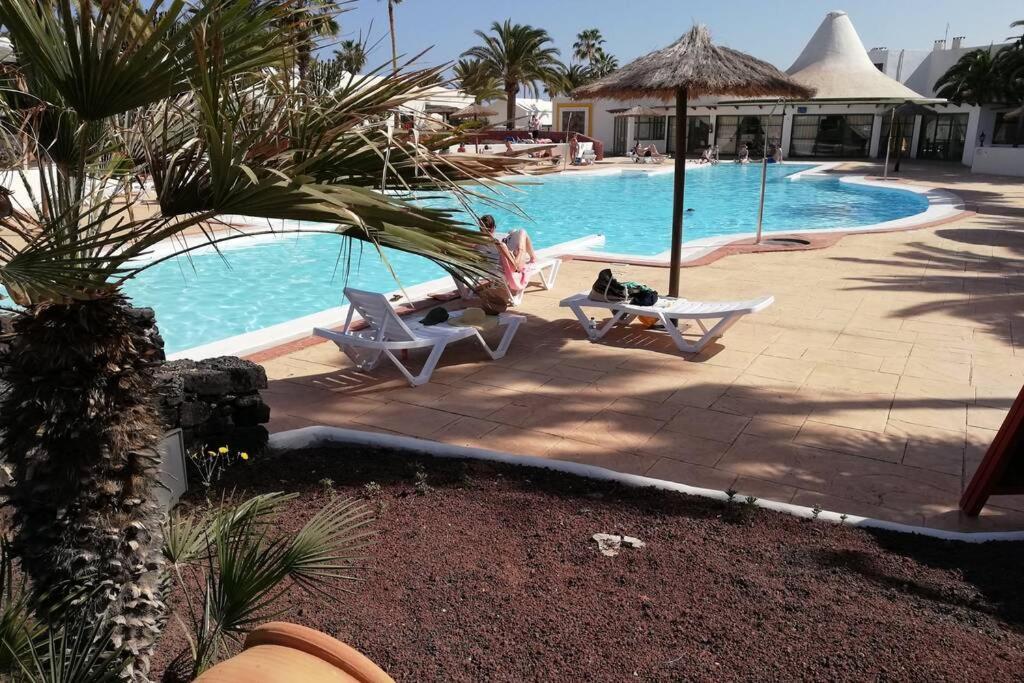 Apartamento Lina 25 Playa Roca コスタ・テギセ エクステリア 写真