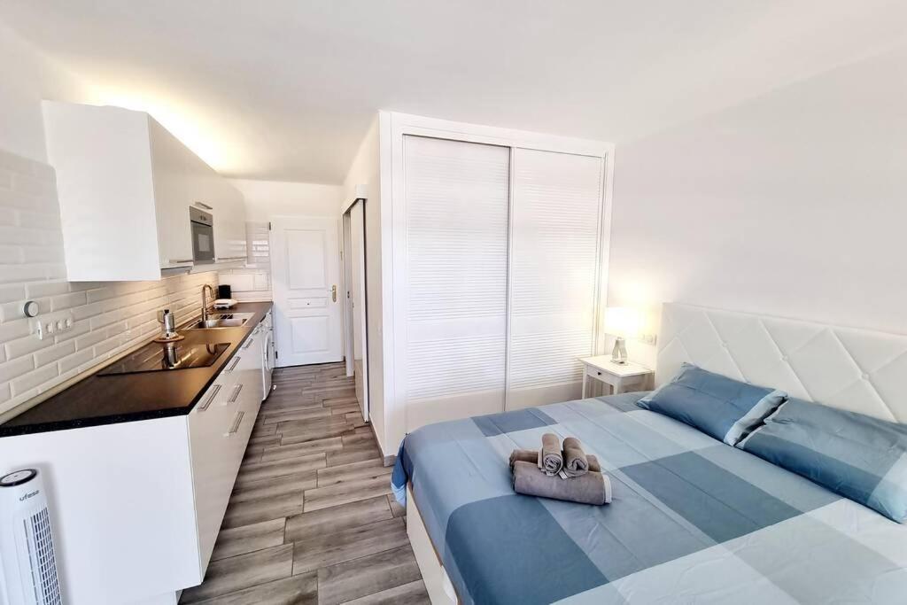Apartamento Lina 25 Playa Roca コスタ・テギセ エクステリア 写真