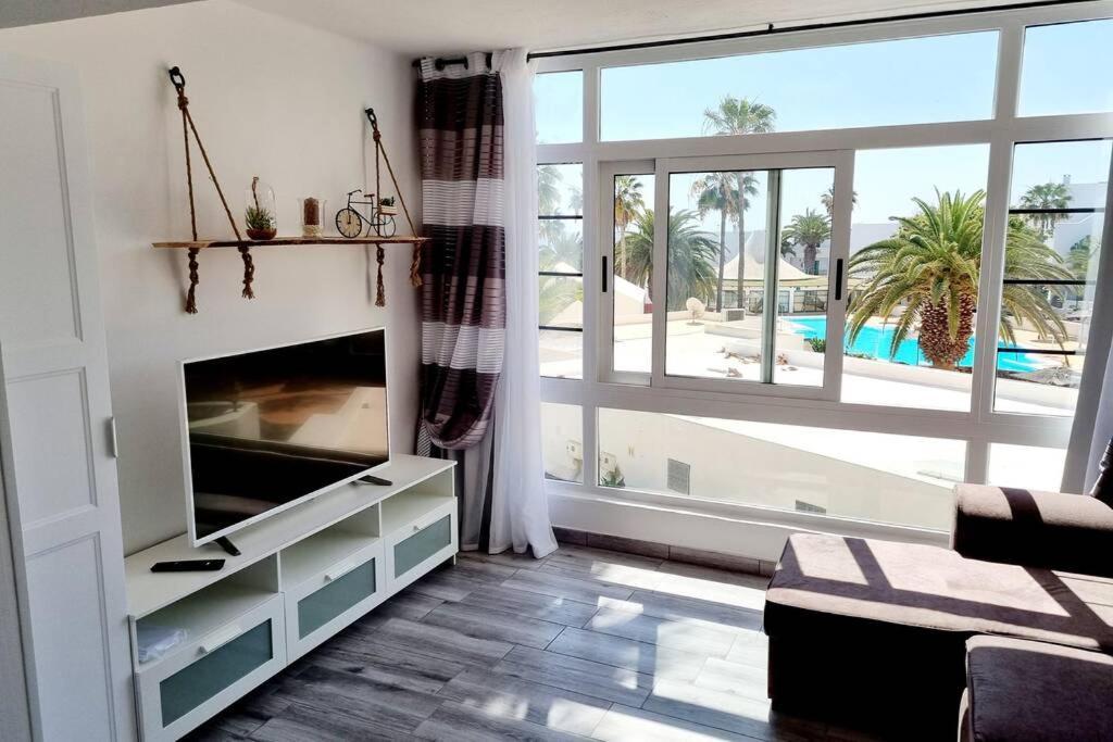 Apartamento Lina 25 Playa Roca コスタ・テギセ エクステリア 写真