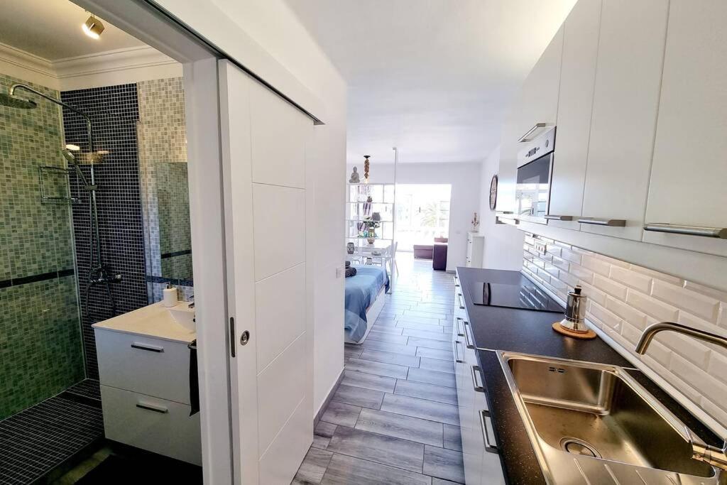 Apartamento Lina 25 Playa Roca コスタ・テギセ エクステリア 写真